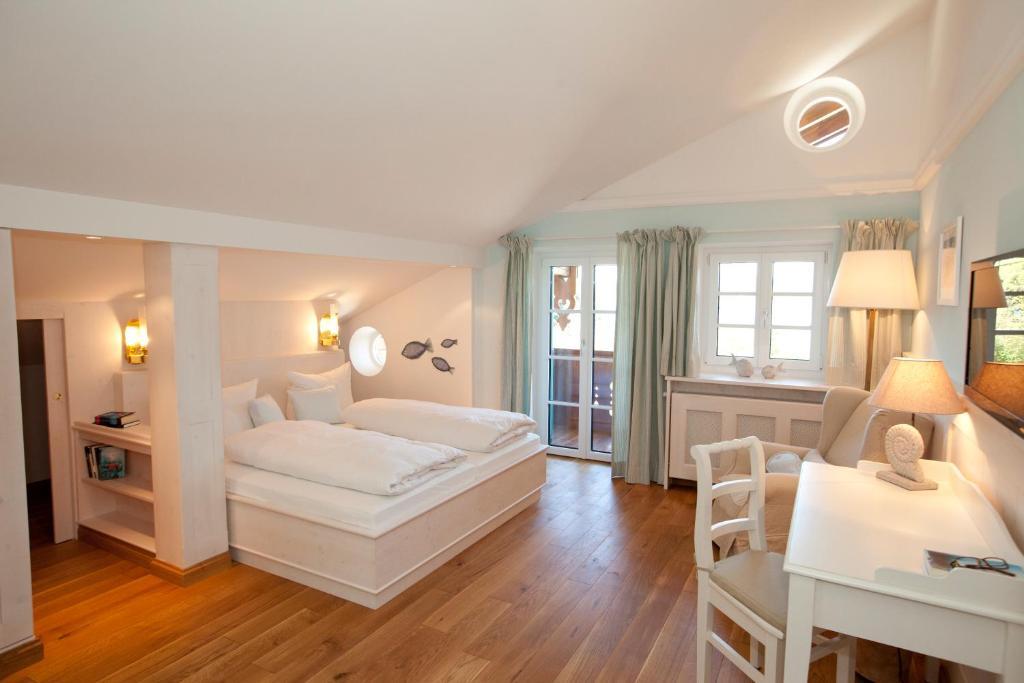 Landhaus Marinella Hotel Garni Bad Wiessee Szoba fotó