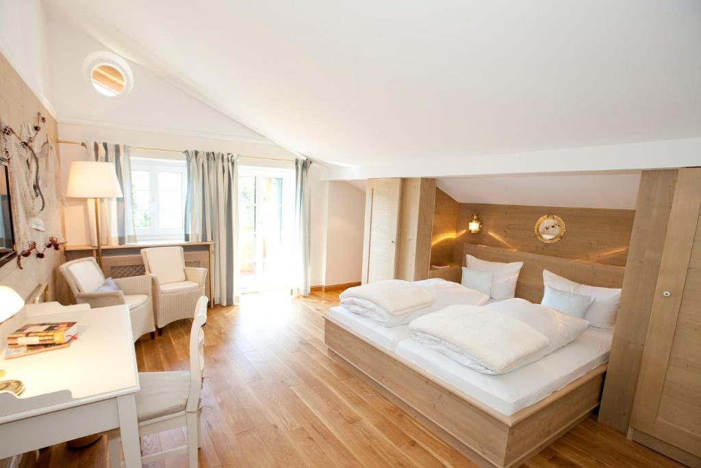 Landhaus Marinella Hotel Garni Bad Wiessee Szoba fotó